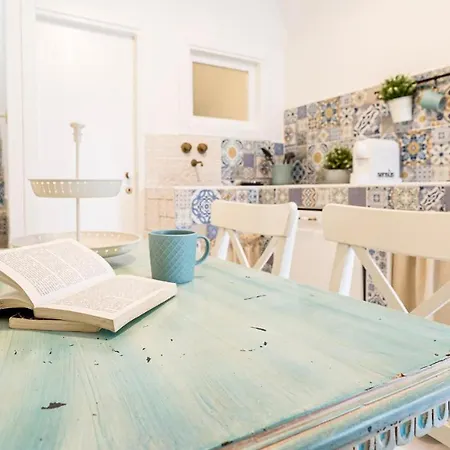 Piccola Luna Cozy Avola