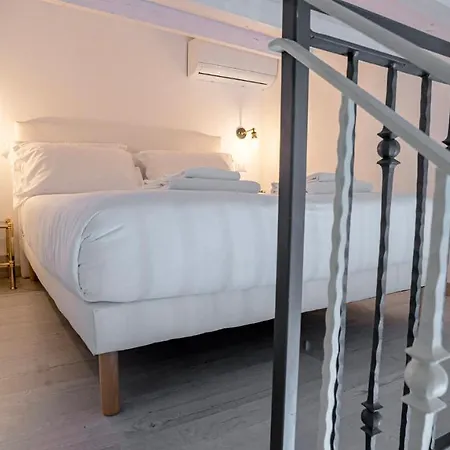 Piccola Luna Cozy * Avola